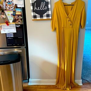 Rebellion, Mustard, Size M, Jumper